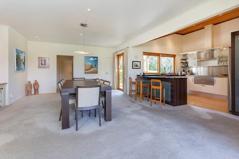 Photo of property in 51 Donohue Road, South Head, Helensville, 0874