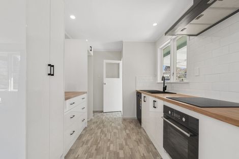 Photo of property in 22 Thomas Crescent, Western Heights, Rotorua, 3015