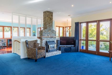 Photo of property in 1/14 Castor Bay Road, Castor Bay, Auckland, 0620