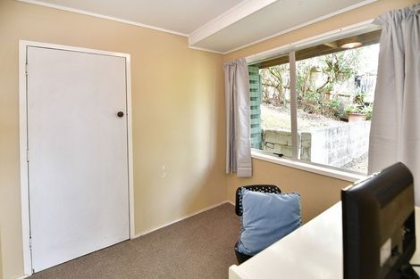 Photo of property in 214 Whangaparaoa Road, Red Beach, 0932