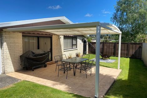 Photo of property in 10 Edgehill Place, Te Puke, 3119
