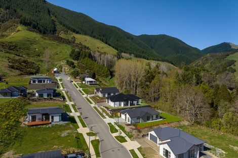 Photo of property in 86 Sunningdale Drive, Stoke, Nelson, 7011