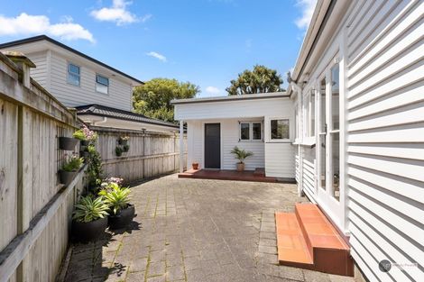 Photo of property in 9 Epuni Street, Hutt Central, Lower Hutt, 5011
