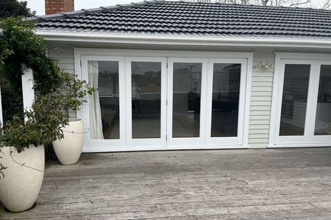 Photo of property in 2/112 Lake Road, Belmont, Auckland, 0622