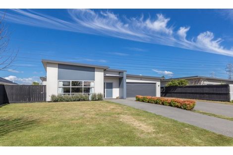 Photo of property in 8 Millesimes Way, Yaldhurst, Christchurch, 8042