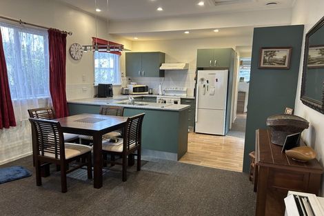 Photo of property in 222 Keyes Road, New Brighton, Christchurch, 8083