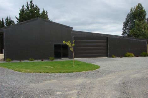 Photo of property in 217 Tussock Creek Grove Bush Road, Grove Bush, Invercargill, 9872