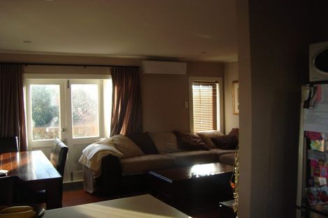 Photo of property in 2/27 Robin Lane, Browns Bay, Auckland, 0630