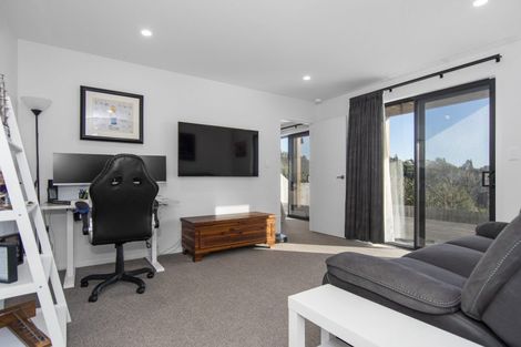 Photo of property in 6 Greenvale Place, Welcome Bay, Tauranga, 3112
