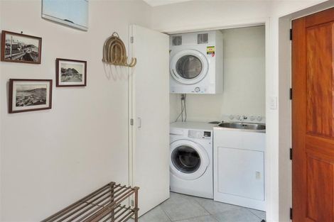 Photo of property in 3/66 Kawaha Point Road, Kawaha Point, Rotorua, 3010