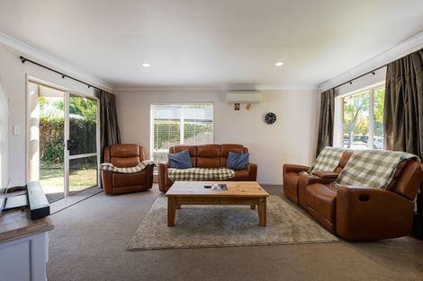 Photo of property in 18 Halcione Close, Flagstaff, Hamilton, 3210