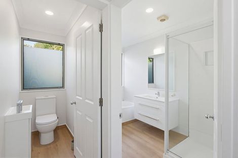 Photo of property in 51 Milne Drive, Paraparaumu, 5032