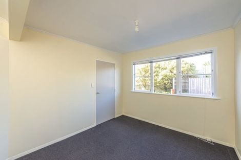 Photo of property in 6 Dickson Crescent, Saint Johns Hill, Whanganui, 4500