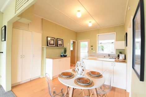 Photo of property in 16 Marine Parade, Macandrew Bay, Dunedin, 9014