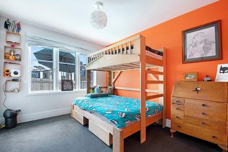 Photo of property in 3 Shamrock Lane, Te Atatu Peninsula, Auckland, 0610