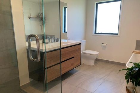 Photo of property in Luggate Park, 2 Cooper Crescent, Luggate, Wanaka, 9383