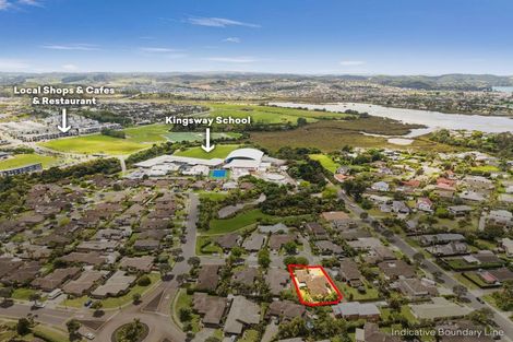 Photo of property in 8 Neaptide Close, Red Beach, 0932