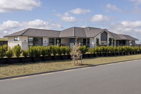 Photo of property in 51 Manawa Road, Papamoa Beach, Papamoa, 3118