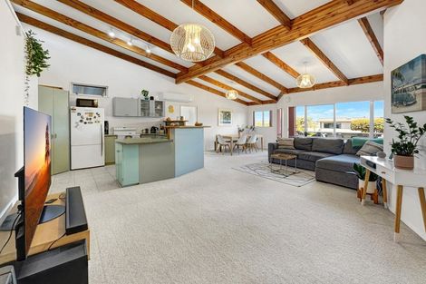 Photo of property in 159a Harbour Road, Ohope, 3121