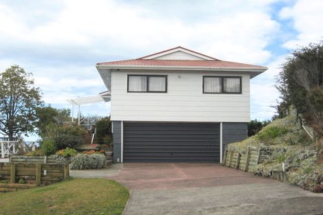 Photo of property in 24 Tairua Heights, Tairua, 3508