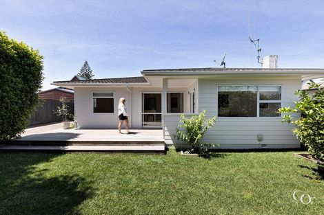 Photo of property in 17 Links Avenue, Mount Maunganui, 3116