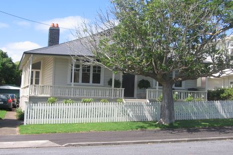 Photo of property in 15 Empire Road, Devonport, Auckland, 0624