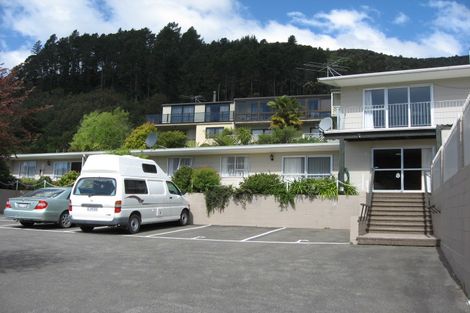 Photo of property in 4t Rutland Street, Picton, 7220