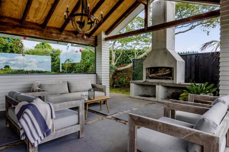 Photo of property in 515 Carrington Road, Hurworth, New Plymouth, 4371