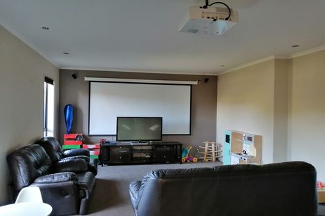 Photo of property in 131 Foster Road, Kumeu, 0891