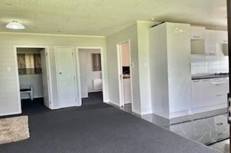 Photo of property in 80a Millbrook Road, Henderson, Auckland, 0612