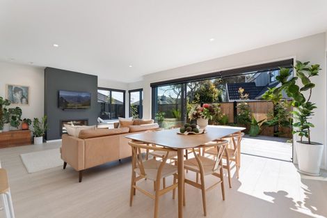 Photo of property in 222d Papamoa Beach Road, Papamoa Beach, 3118