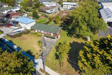 Photo of property in 20 Lake Road, Northcote, Auckland, 0627