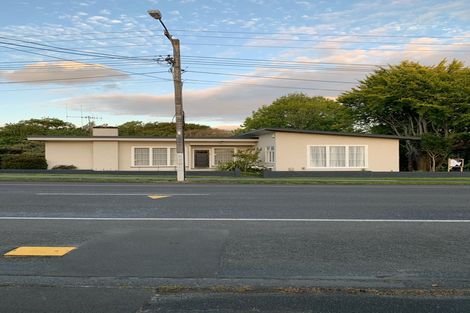 Photo of property in 20 Great North Road, Saint Johns Hill, Whanganui, 4500