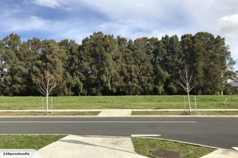 Photo of property in 73 Sandpiper Avenue, Point Wells, 0986