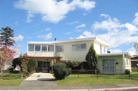Photo of property in 2 Watt Street, Whitianga, 3510