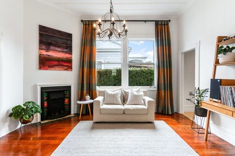 Photo of property in 51 Paice Avenue, Sandringham, Auckland, 1025