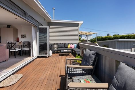 Photo of property in 18a School Road, Morningside, Auckland, 1021