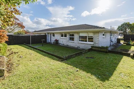 Photo of property in 1/28 Park Estate Road, Rosehill, Papakura, 2113