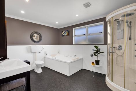 Photo of property in 48 Kawei Road, Ohawe, Hawera, 4671