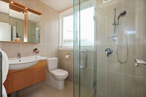 Photo of property in 13 Clovelly Road, Bucklands Beach, Auckland, 2012