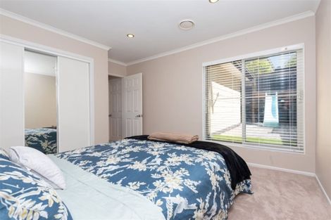 Photo of property in 8 Bilancia Place, Flat Bush, Auckland, 2016