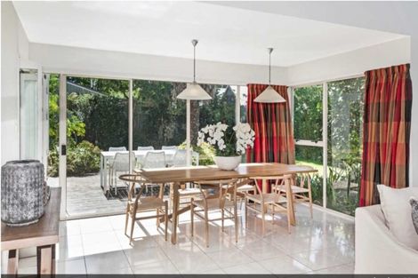 Photo of property in 276 Memorial Avenue, Burnside, Christchurch, 8053