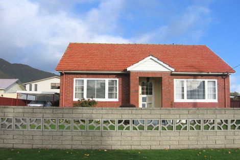 Photo of property in 26 Douglas Street, Waiwhetu, Lower Hutt, 5010