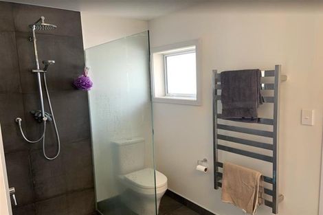 Photo of property in 2/55 Velma Road, Hillcrest, Auckland, 0627