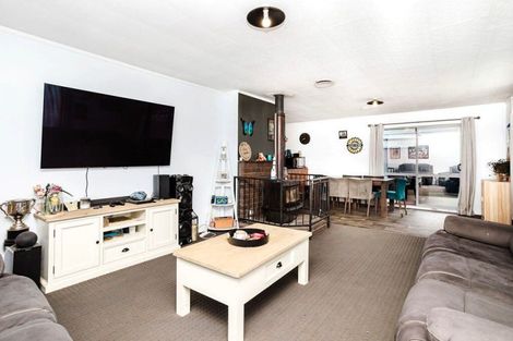 Photo of property in 2a Mathew Street, Dannevirke, 4930