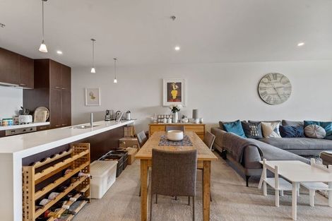 Photo of property in Latitude 41, 10/269 Wakefield Quay, Stepneyville, Nelson, 7010