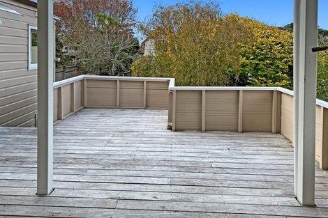 Photo of property in 18 Bridge View Road, Birkenhead, Auckland, 0626