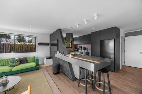 Photo of property in 13 Aeolus Place, Wanaka, 9305