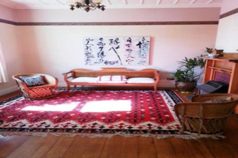 Photo of property in 1 Gaine Street, New Plymouth, 4310