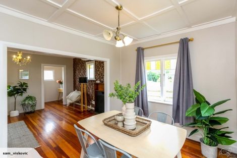 Photo of property in 14 Pukenui Street, Strandon, New Plymouth, 4312